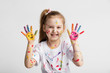© Photocreo Bednarek - Young kid showing her colorful hands