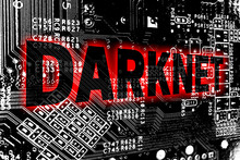 Darknet mit Leitplatine Konzept Hintergrund