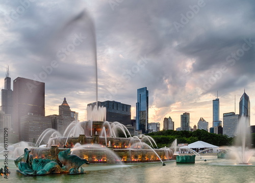 Plakat Buckingham fontanna w dotuje park, Chicago