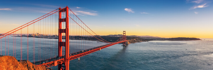 Fototapete - Golden Gate bridge, San Francisco California 