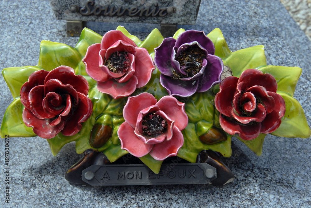 fleurs en céramique pour pierres tombales, art funéraire, décoration