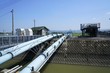 
内水(洪水)対策のために設置された福岡県みやま市の矢部川沿いにある川内排水機場の配管