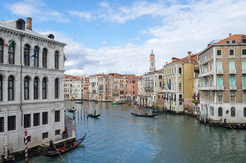 ベネチア リアルト橋から見るカナル グランデのイメージ Stock 写真 Adobe Stock ベネチア リアルト橋から見るカナル グランデのイメージ Stock 写真 Adobe Stock