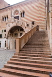 Fototapeta Na drzwi - Scala della Ragione in Verona, Italy