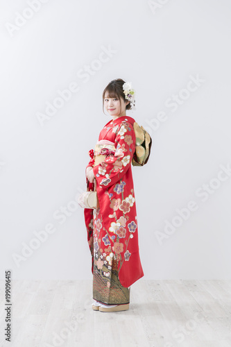 振袖の着物を着た女性 Buy This Stock Photo And Explore Similar Images At Adobe Stock Adobe Stock 振袖の着物を着た女性 Buy This Stock Photo And Explore Similar Images At Adobe Stock Adobe Stock