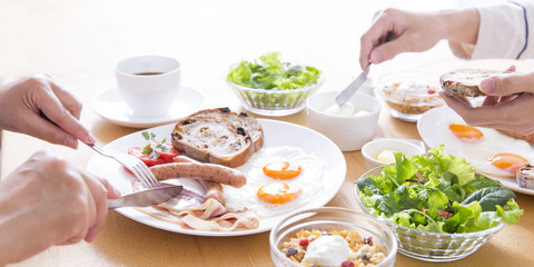 Wall Mural - A couple eating breakfast