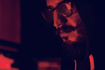 Diverse computer hacking shoot