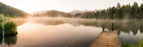 Obrazy pomost  panorama-z-geroldsee-i-kladka-w-karwendel-o-wschodzie-slonca