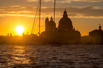 Poster - Sunset behind the Church of Madonna Della Salute in Venice