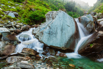 Fototapete - Bhagsu waterfall. Bhagsu, Himachal Pradesh, India