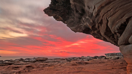 Wall Mural - Beautiful Sunrise over the sea