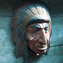 American Indian Face, Wood Carving, Antique Home Decoration Object