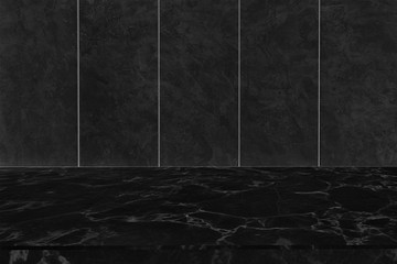 Aufkleber - Blank blank marble table top on dark wall for montage display product