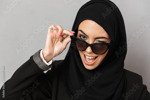 muslim girl with sunglasses