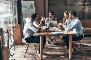 Canvas Print - Confident and successful team. 