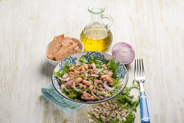 Wall Mural - salad with tuna cannellini beans arugula and red onion