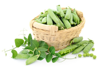 Canvas Print - Green peas in basket.