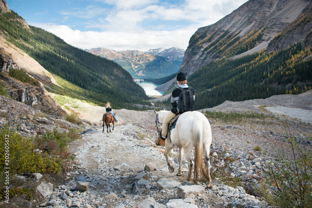 Horse Riding at Lake Louise, Banff National Park, Canadian Rockies - obrazy, fototapety, plakaty 