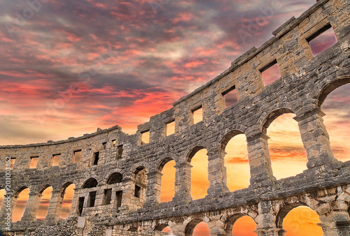 Fotomural Roman amphitheatre similar to Colosseum