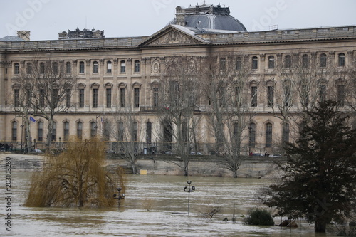 Plakat Powodzie w Paryżu w styczniu 2018 roku
