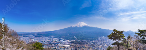 Dekoracja na wymiar  panoramiczny-widok-na-gore-fuji-z-obserwatorium-tenjoyama-park-yamanashi-japonia