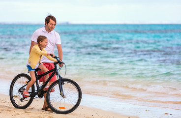 Wall Mural - Idyllic beach at Caribbean