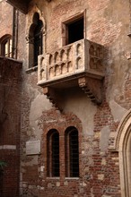 Wherefore? The Balcony In Verona. Yes, THE Balcony.