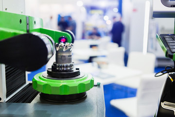 Leinwandbilder - Automatic laser machine for precise measurement of part size and quality evaluation
