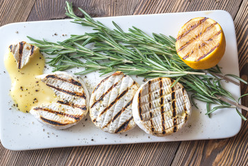 Canvas Print - Grilled Camembert cheese with rosemary