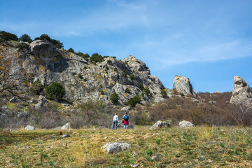 Poster - People in the mountains