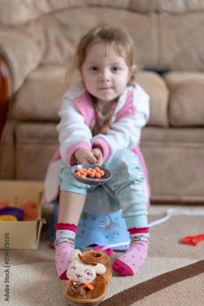 imgsrc.ru little 02 Little four years old girl sitting on potty and play with kinetic sand,  toys and slippers scattered around Stock Photo | Adobe Stock