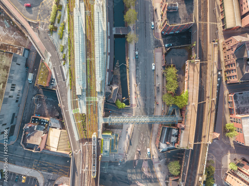 Fotomural Manchester City Centre Drone Aerial View Above Building Work Skyline Construction Blue Sky Summer Beetham Tower Deansgate