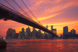 Fototapeta  - New-York skyline and Brooklyn bridge at sunset