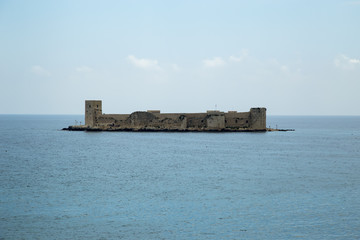 Wall Mural - Maiden's Castle, Landscape of Kız Kalesi locaited in Mersin ,Turkey