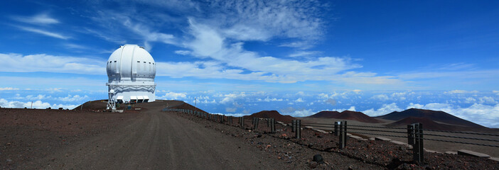 Wall Mural - mauna kea observatories. 4,200 meter high summit of mauna kea, the world's largest observatory for o
