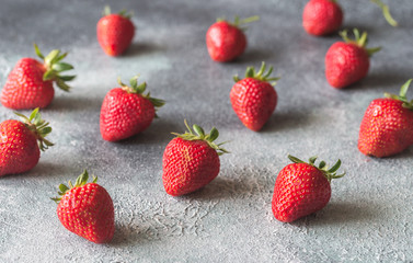 Poster - Fresh strawberries on the gray background