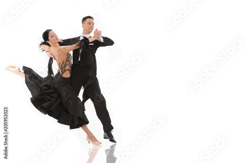 Fotomural ballroom dance couple in a dance pose isolated on white