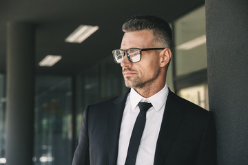 Sticker - Portrait of a handsome young businessman