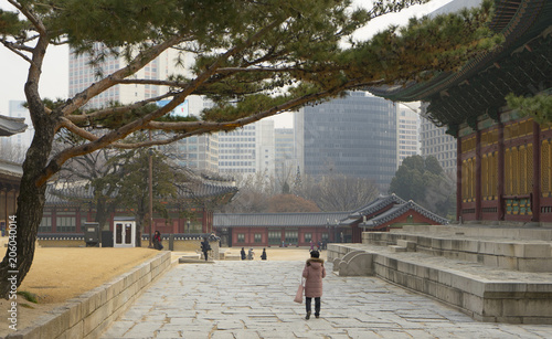 Plakat Piękna architektura Deoksugung pałac w Seul, Południowy Korea