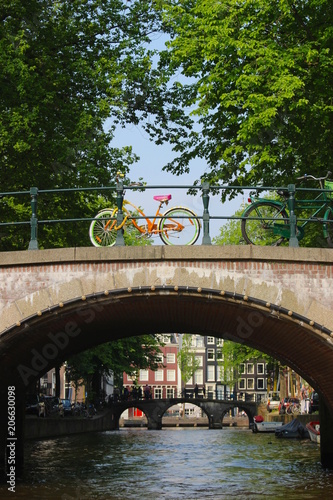 Plakat Amsterdam, Holandia - Pink Bike Seat