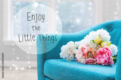 Fényképezés Enjoy The Little Things message with flower bouquets with turquoise chair