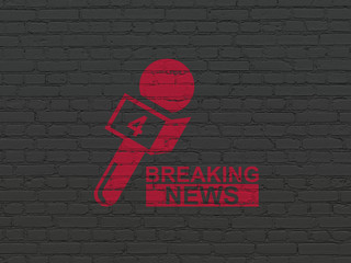 Canvas Print - News concept: Painted red Breaking News And Microphone icon on Black Brick wall background