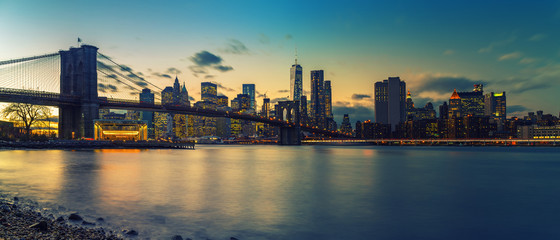 Wall Mural - Brooklyn bridge and Manhattan after sunset, New York City