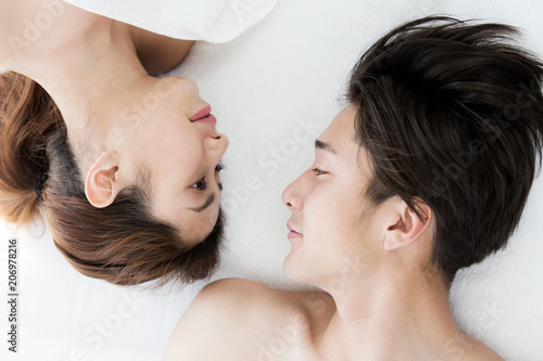 見つめ合う男女 Adobe Stock でこのストック画像を購入して 類似の画像をさらに検索 Adobe Stock 見つめ合う男女 Adobe Stock でこのストック画像を購入して 類似の画像をさらに検索 Adobe Stock