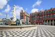 © IMAREVA - Nice, place Masséna, la Fontaine du Soleil et la statue d'Appollon