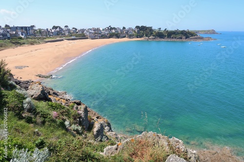 Panorama Sur La Plage Du Val à Rothéneuf Saint Malo En