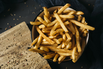 Canvas Print - appetizing french fries in a bowl