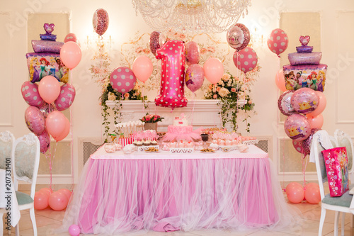 one year old girl birthday