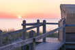 Den Sonnenuntergang an der Ostsee im Strandkorb beobachten