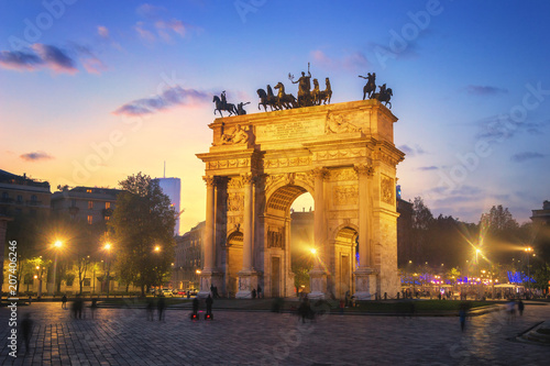 Fototapeta  Arch of Peace - Sempione Park, Milan, Italy